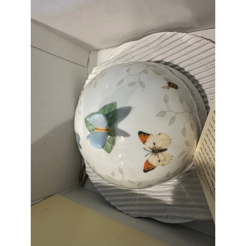 Lenox Butterfly Meadow Covered Round Butter Dish Louise Le Luyer Porcelain White